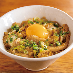 焼鳥屋がおすすめする若鶏の親子丼