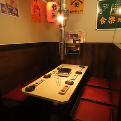 ホルモン食堂食樂 聖蹟桜ヶ丘店の雰囲気1