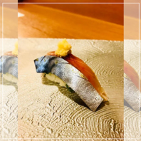 【握りと一品、職人技が光るおまかせ】