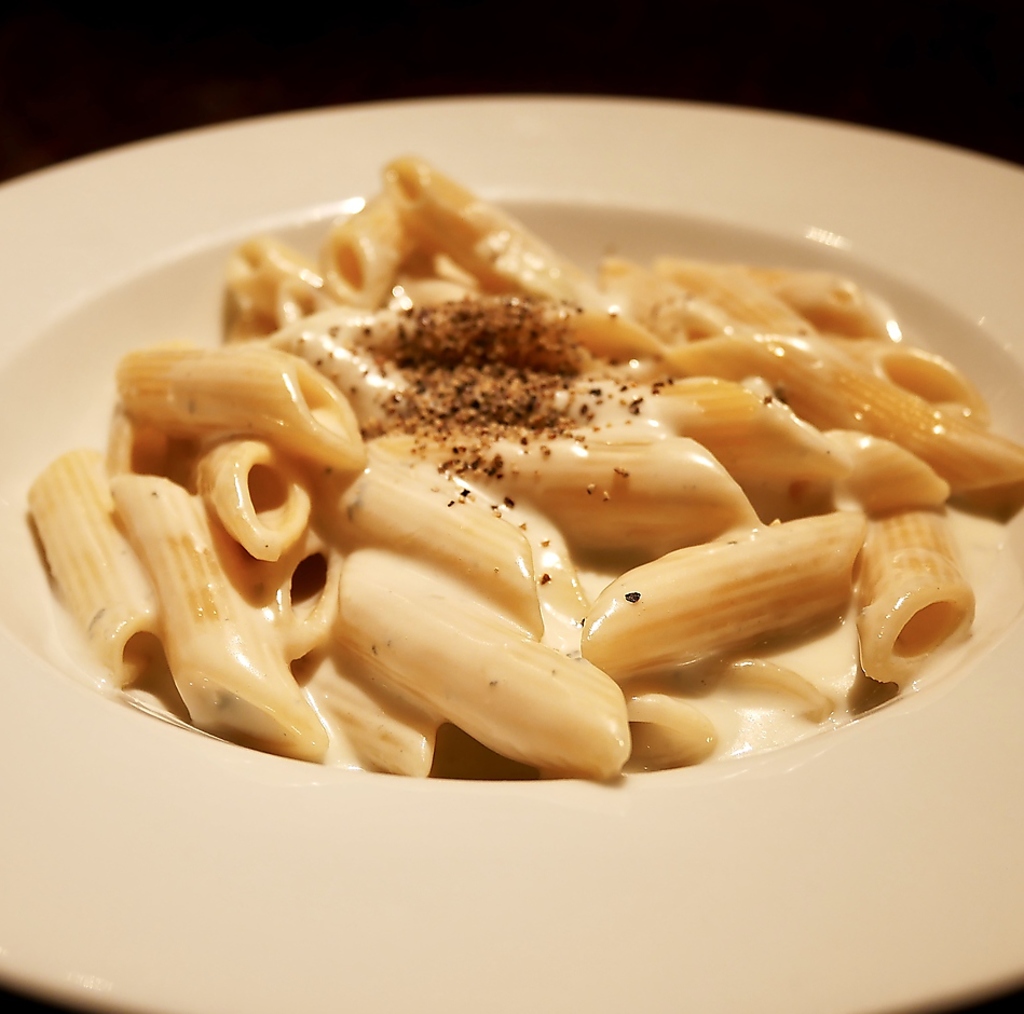 チーズ好きにはたまらない♪ゴルゴンゾーラソースのペンネ！一度食べたらクセになります♪1190円