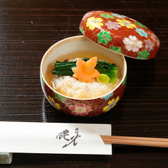 旬の魚料理と野菜料理にこだわる、熟練の日本料理の技♪