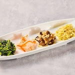 アラカルトメニューも豊富にございます。思う存分お食事をお楽しみください。