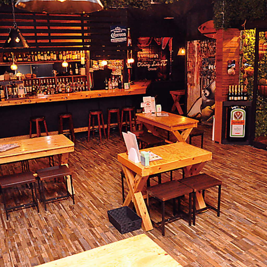 大型宴会や各種パーティーにピッタリな店内はステージや音響設備等もバッチリ揃っています！