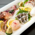 料理メニュー写真&nbsp;お刺身盛り合わせ（一人前）