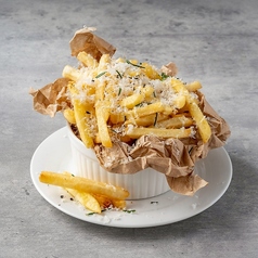 フライドポテトローズマリーとグラナパダーノ