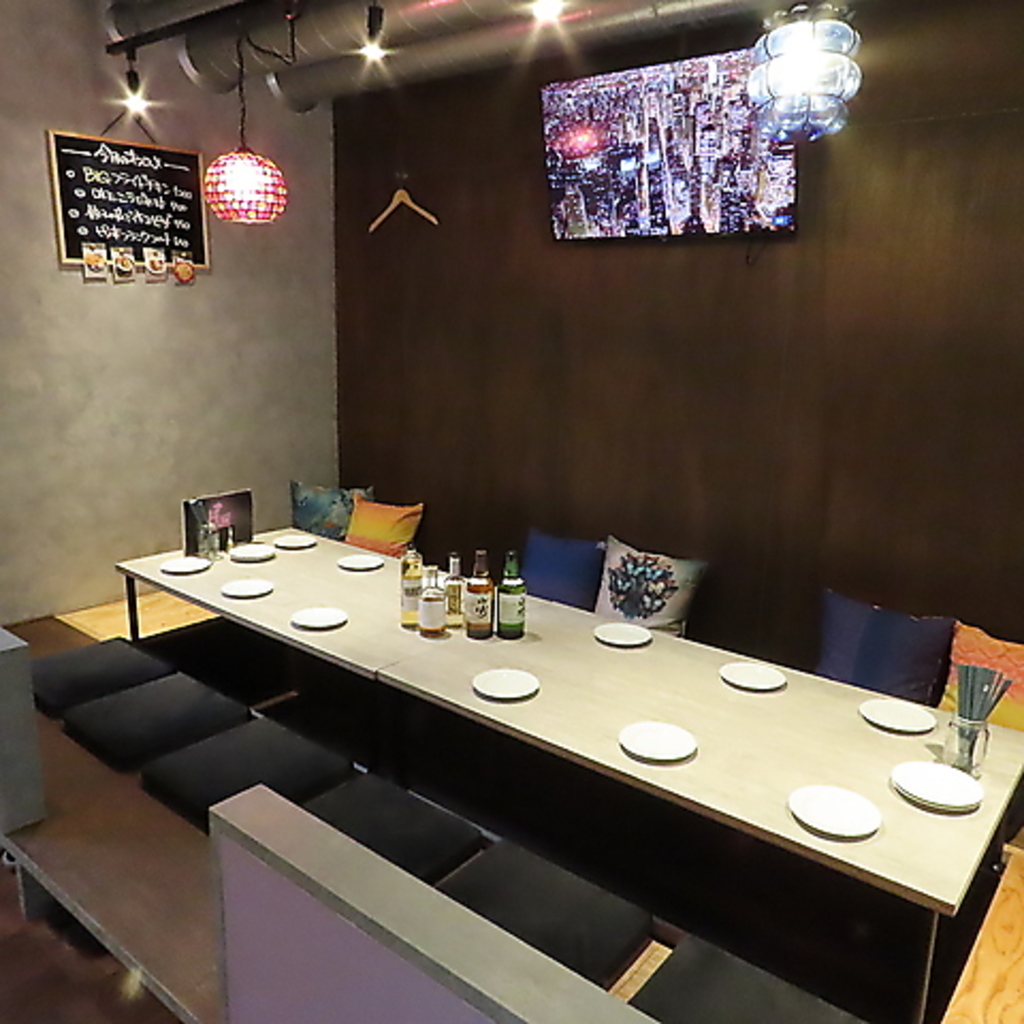 開放的な店内での貸切は15名様～最大32名様まで可能◎会社宴会や各種飲み会にご利用ください♪