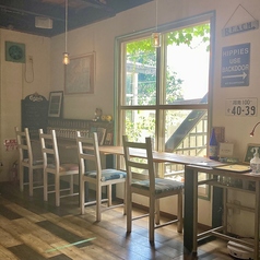 1階カウンター席になります。