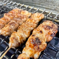 秘伝のタレ・特製の塩で焼き上げる絶品の串焼き！