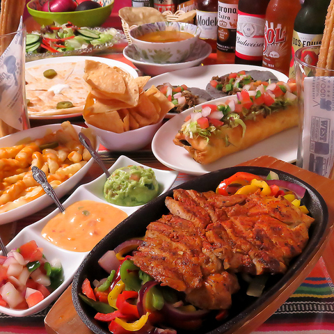 絶品メキシコ料理店◎お得な料理セットや、お洒落なオリジナルカクテルも楽しめます♪