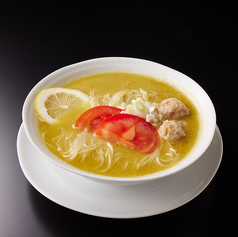 【〆にちょうどいいハーフサイズ!!】旨辛チキンヌードル(異国風)