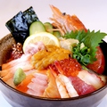 料理メニュー写真 サカナカナッテスペシャル丼　～本日の海鮮12品+高級ネタ全種盛り～
