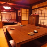 個室をつなげて12名～最大30名の宴会が可☆落ち着いた和の空間でみんなで楽しめます♪