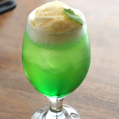 クリームソーダ