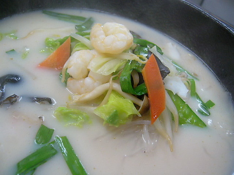 3月のおすすめ　パイタン麺