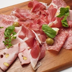 生ハム盛り合わせ