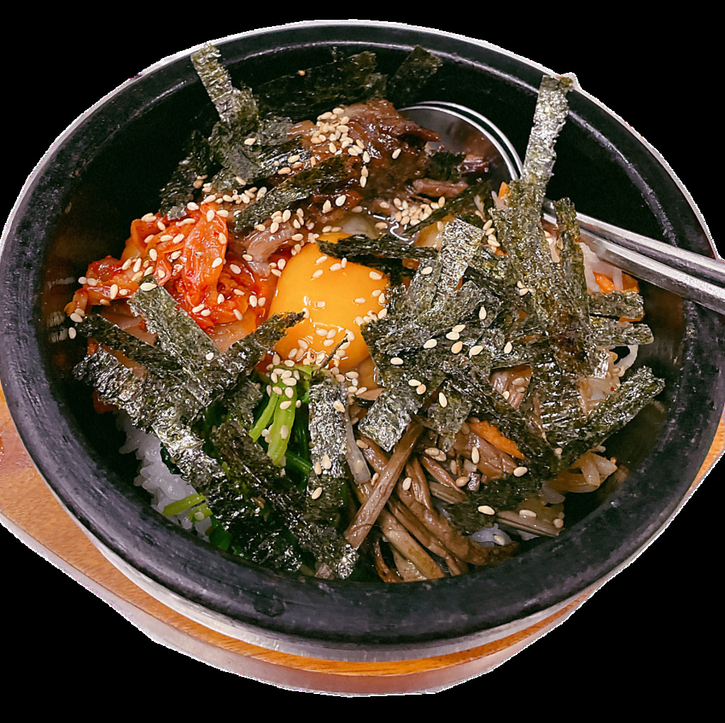 石焼ビビンバ！　煮込み牛すじ肉で濃厚な仕上がり