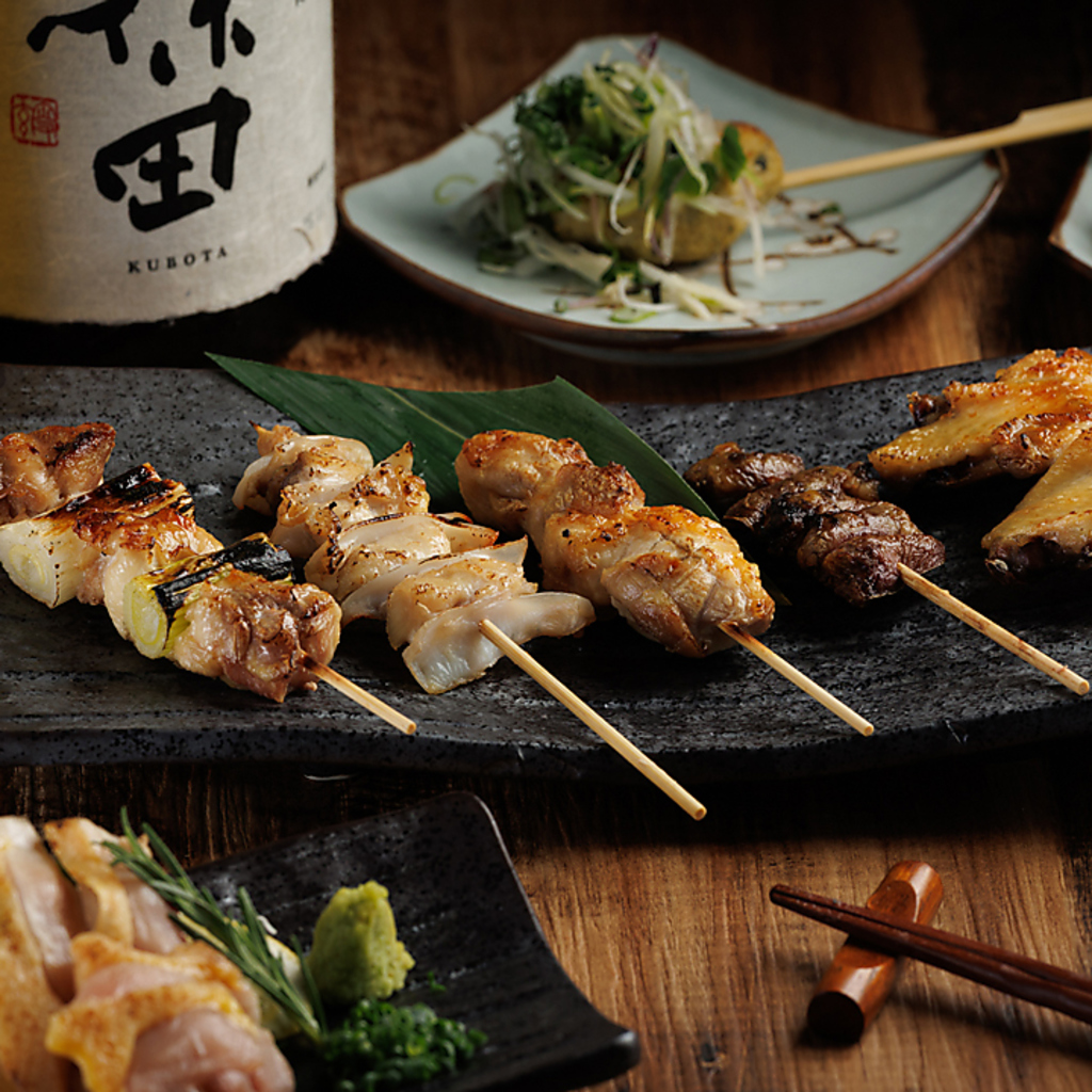焼き・揚げ・鍋まで堪能！こだわりの鶏料理と創作和食