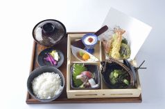 【日替わりランチ】松花堂定食 （限定10食）/1000円