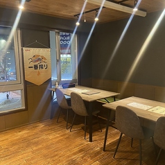 8名様以上で貸し切り宴会対検討致します。(要相談)