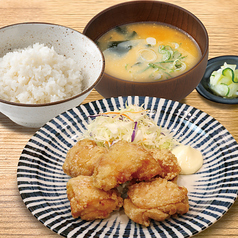 鶏唐揚げ定食