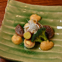 旨味溢れる牡蠣のくわ焼きと白菜ソース