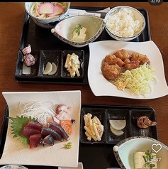 お刺身と唐揚げ定食