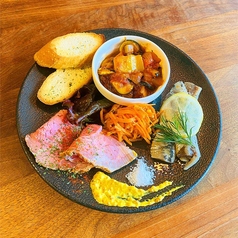 前菜盛り合わせ