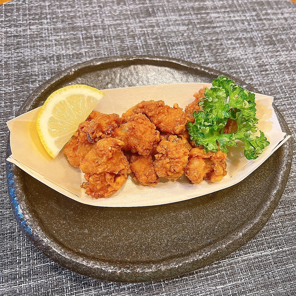 コリコリ食感がたまらない「なんこつからあげ」は他の唐揚げに比べてヘルシーかつカルシウムが豊富◎