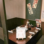 半個室テーブル席1名様～OK！デート・飲み会・宴会などに最適な寛ぎ空間をご用意しております♪