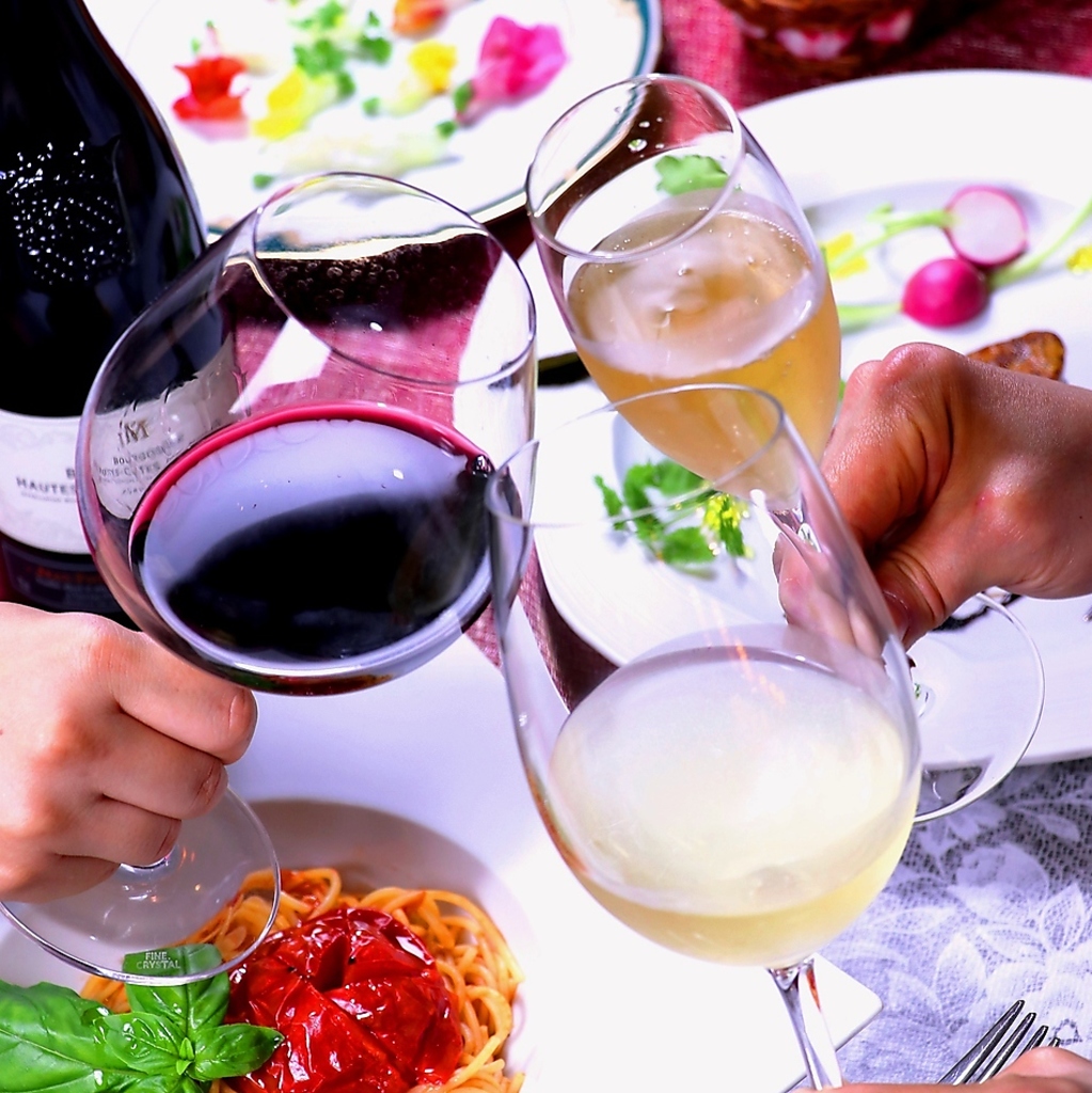 ワインやスパークリングで乾杯★女子会やデートにはやっぱりイタリアン♪