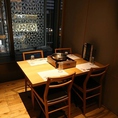 テーブル席個室。名古屋駅を眺めながらお食事できる贅沢なお席。　個室ご希望の方はお電話でお問合せください