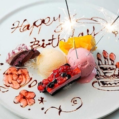 Cafe & Bar NOCTILUCA カフェアンドバーノクティルーカの特集写真