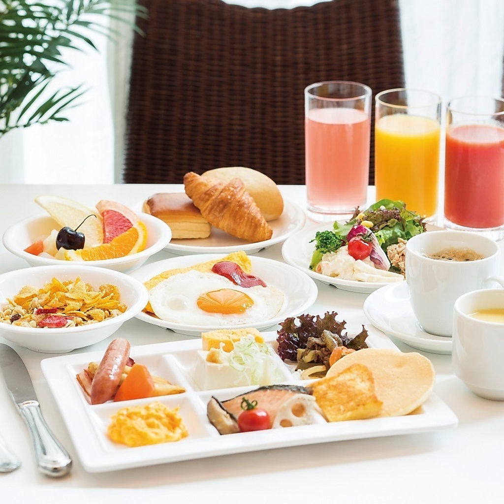 それぞれ好きなものを食べられるビュッフェスタイル宴会がおすすめ♪