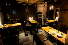 土足で座れるテーブル席。ご宴会用に最大16名様までご利用可能です。１０名様以上で貸切も可能です。（時間制限あり）（土足OK）