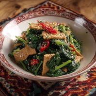 本場シェフが手掛ける♪本格ウイグル料理をご賞味あれ！