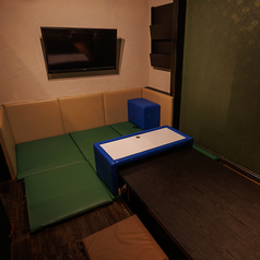 【キッズルームも兼ねた個室】お子様連れでも安心！お子様スペースも完備。