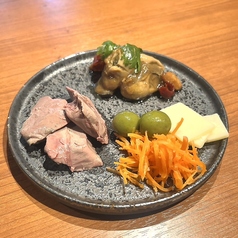 ワインに合うおつまみプレート