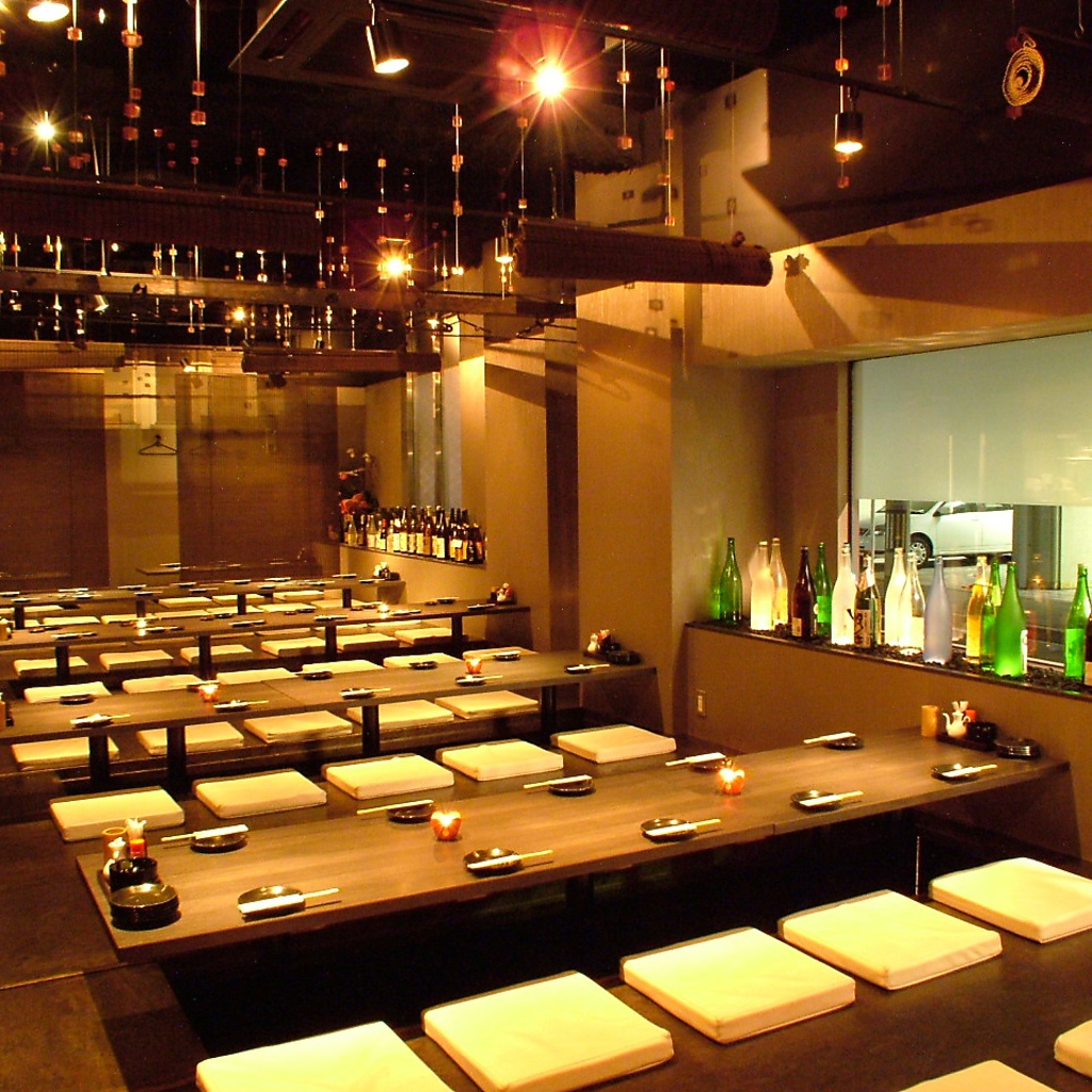 おしゃれなデザイナーズ空間でおいしいディナーを…☆全120席