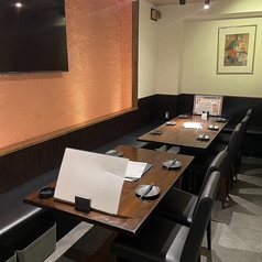 最大38名様まで貸切を承ります。飲み放題付き宴会コースも充実!人数、ご予算等お気軽にご相談ください!