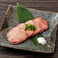 料理メニュー写真 特選厚切タン塩