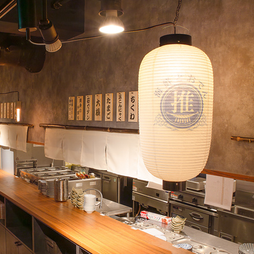 海鮮と豚骨おでん 食べ飲み放題 おすすめ屋PREMIUM 神田店の雰囲気1