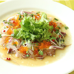 鮮魚の彩りカルパッチョ