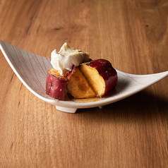 さつまいも蜜漬け炭火焼き　マスカルポーネ