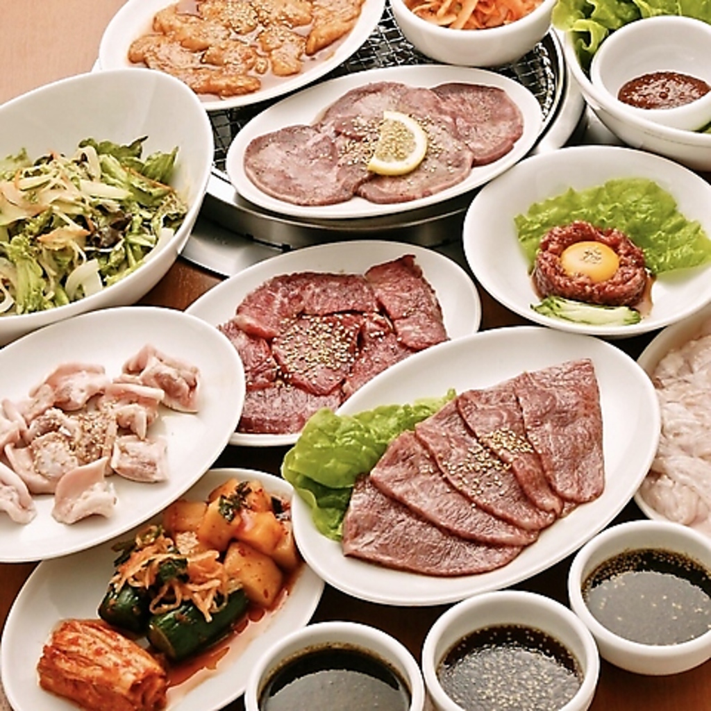 忘年会・新年会・飲み会・お食事会などにおすすめのお得なセットをご用意しております♪