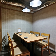 ダウンライトが室内をやさしく照らし落ち着きのある空間を演出致します◎宴会・下見・飲み会・誕生日会・女子会・宴会・接待にも♪