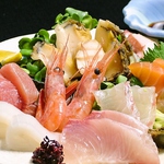 瀬戸内鮮魚をご用意！お造り、酢の物、煮つけ、天麩羅…こだわりの食材を大将自ら仕込み、調理！