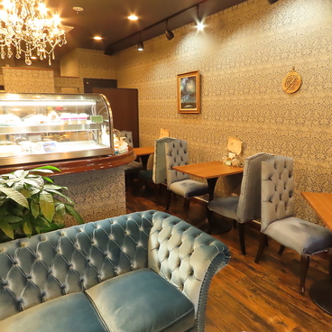 Plus I Cafe プラスアイカフェの雰囲気1