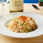 「鮭といくらの親子ガーリックチャーハン」〆にオススメの逸品！