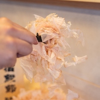 ふわふわ食感！指宿産一本釣りの鰹節を削りたてでご提供