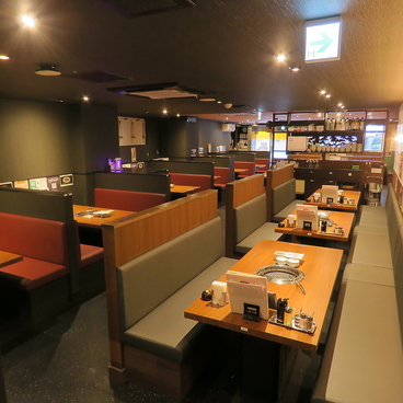 焼肉山河 保谷店の雰囲気1